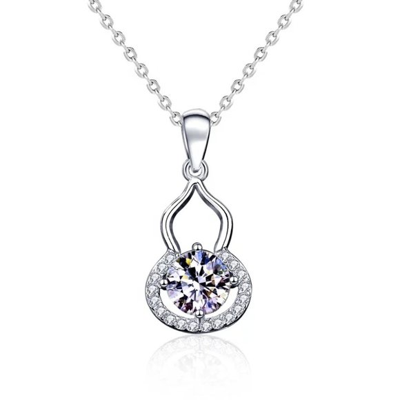 Certified 1ct. t.w. Diamond Pear Shape Necklace - Picture 5 of 16